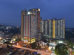 HARRIS Hotel & Conventions Ciumbuleuit - Bandung